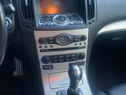 Used 2008 INFINITI G35 x Sedan w/ Premium Pkg image 8