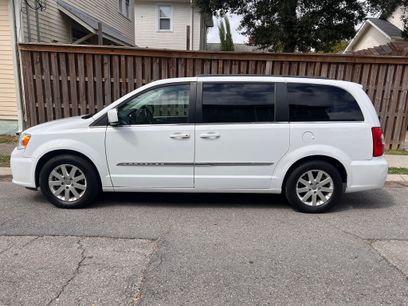 Used 2016 Chrysler Town & Country Touring