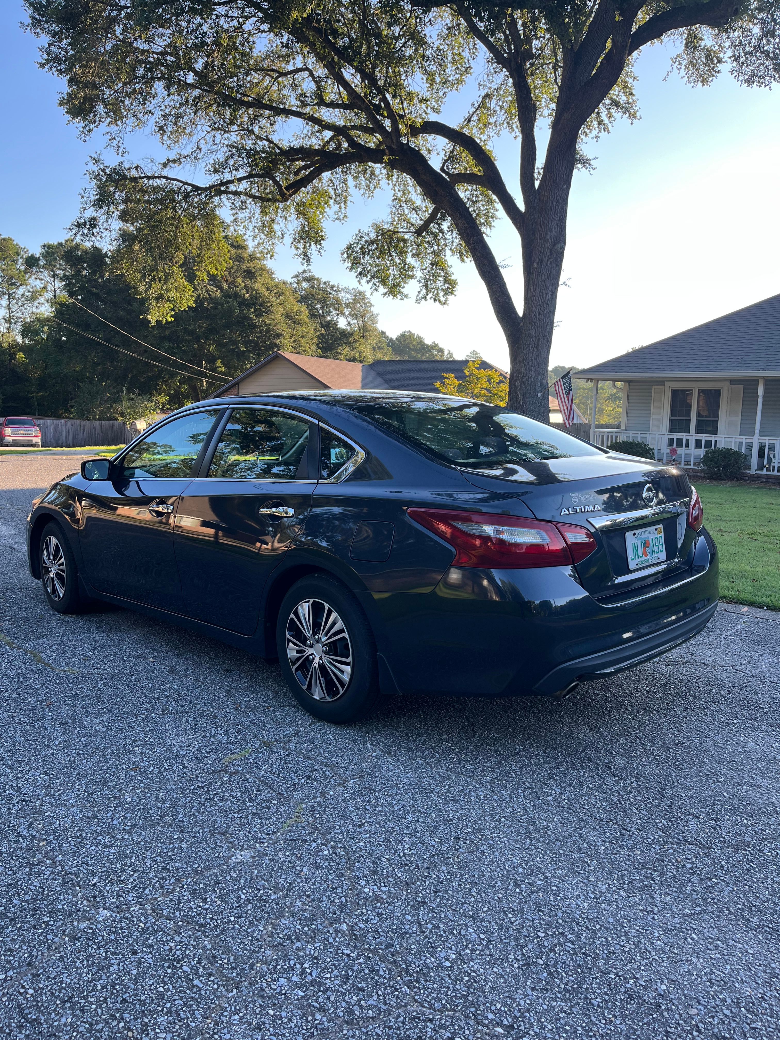 Used 2018 Nissan Altima 2.5 S w/ S Convenience Package FWD image 5