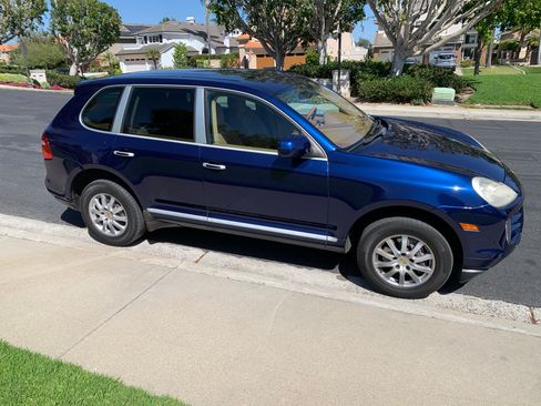 Used 2008 Porsche Cayenne AWD/4WD image 5
