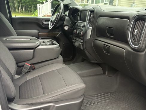 Used 2023 Chevrolet Silverado 2500 LT AWD/4WD image 13