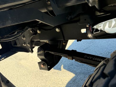 Used 2017 Toyota Tacoma TRD Off-Road image 26