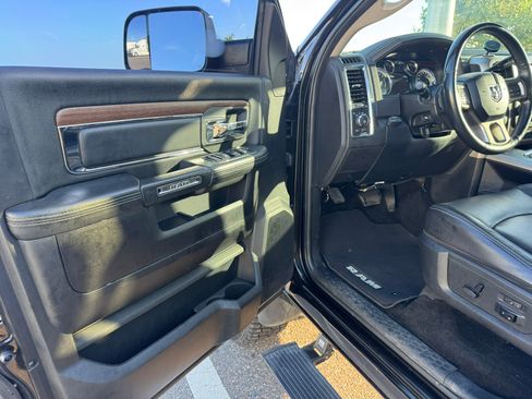 Used 2016 RAM 2500 Laramie AWD/4WD image 16