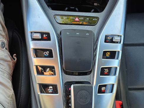 Used 2020 Mercedes-Benz AMG GT 63 image 16