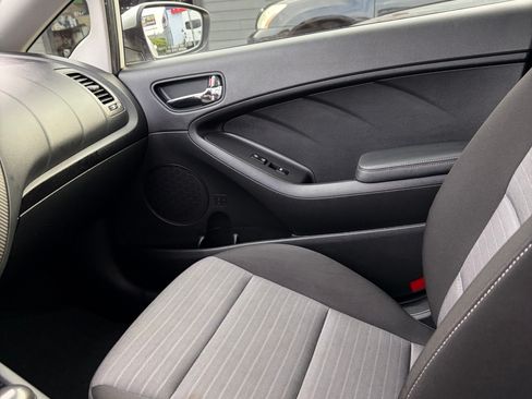 Used 2014 Kia Forte EX image 10