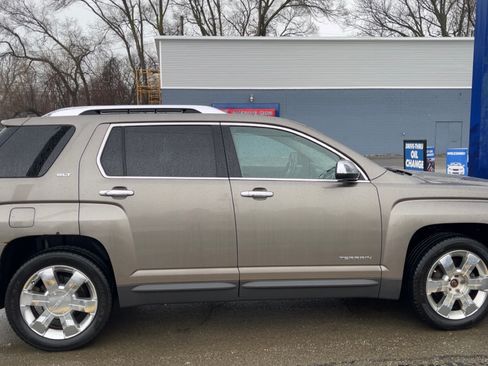 Used 2012 GMC Terrain SLT w/ Chrome and Technology Package image 1