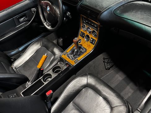Used 2001 BMW Z3 3.0i RWD image 13