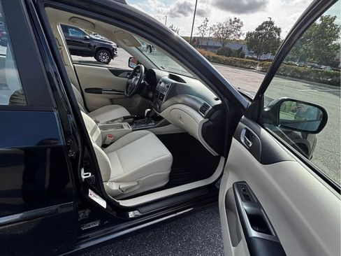 Used 2011 Subaru Impreza Outback Sport image 5