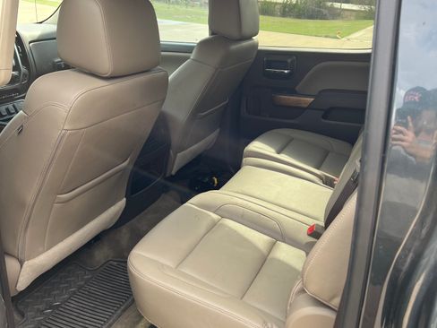 Used 2018 Chevrolet Silverado 1500 LTZ w/ Texas Edition image 12