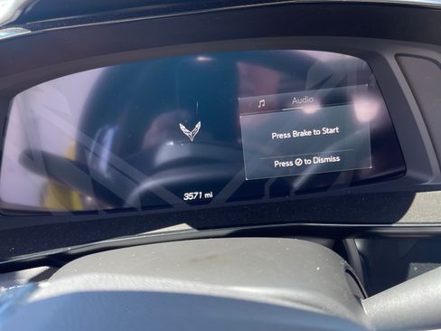 Used 2024 Chevrolet Corvette Stingray Preferred Conv w/ Z51 Performance Package image 13