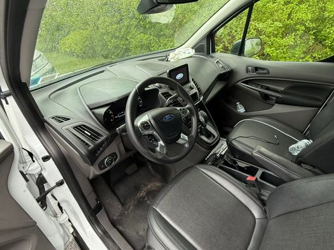 Used 2020 Ford Transit Connect XL image 8