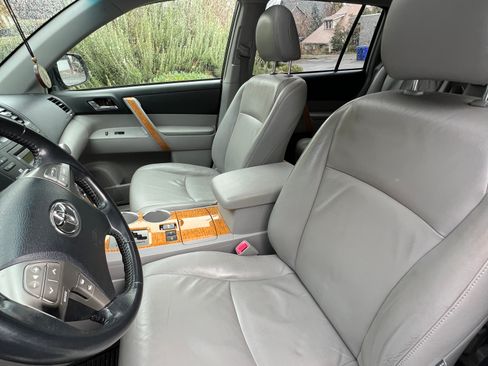 Used 2009 Toyota Highlander Limited image 26