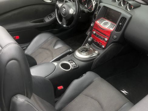 Used 2014 Nissan 370Z Touring w/ Sport Package image 14