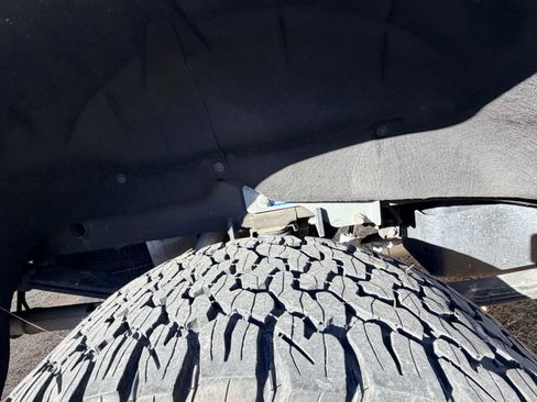 Used 2023 Chevrolet Silverado 1500 RST image 17