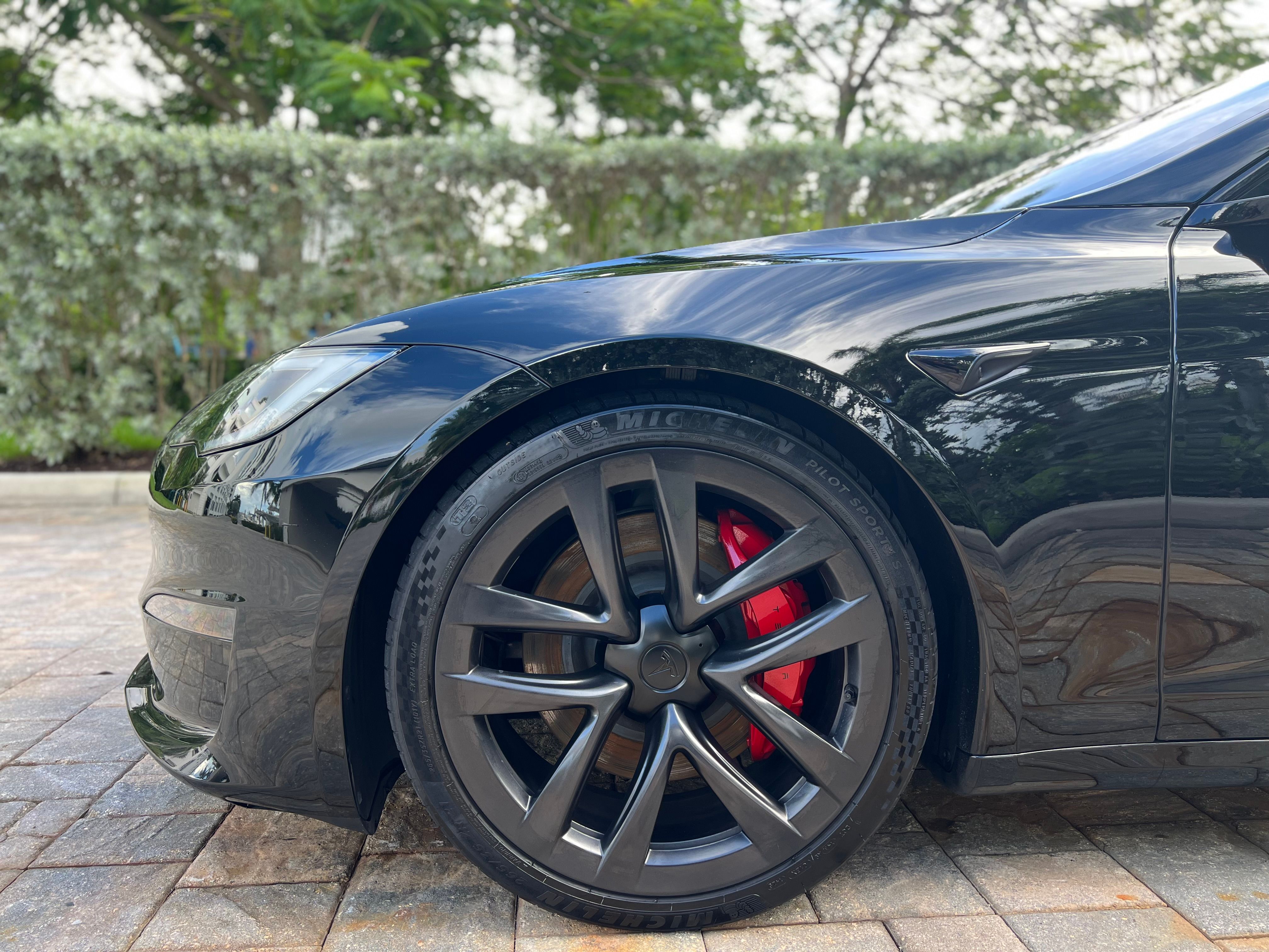 Used 2023 Tesla Model S Plaid AWD/4WD image 18