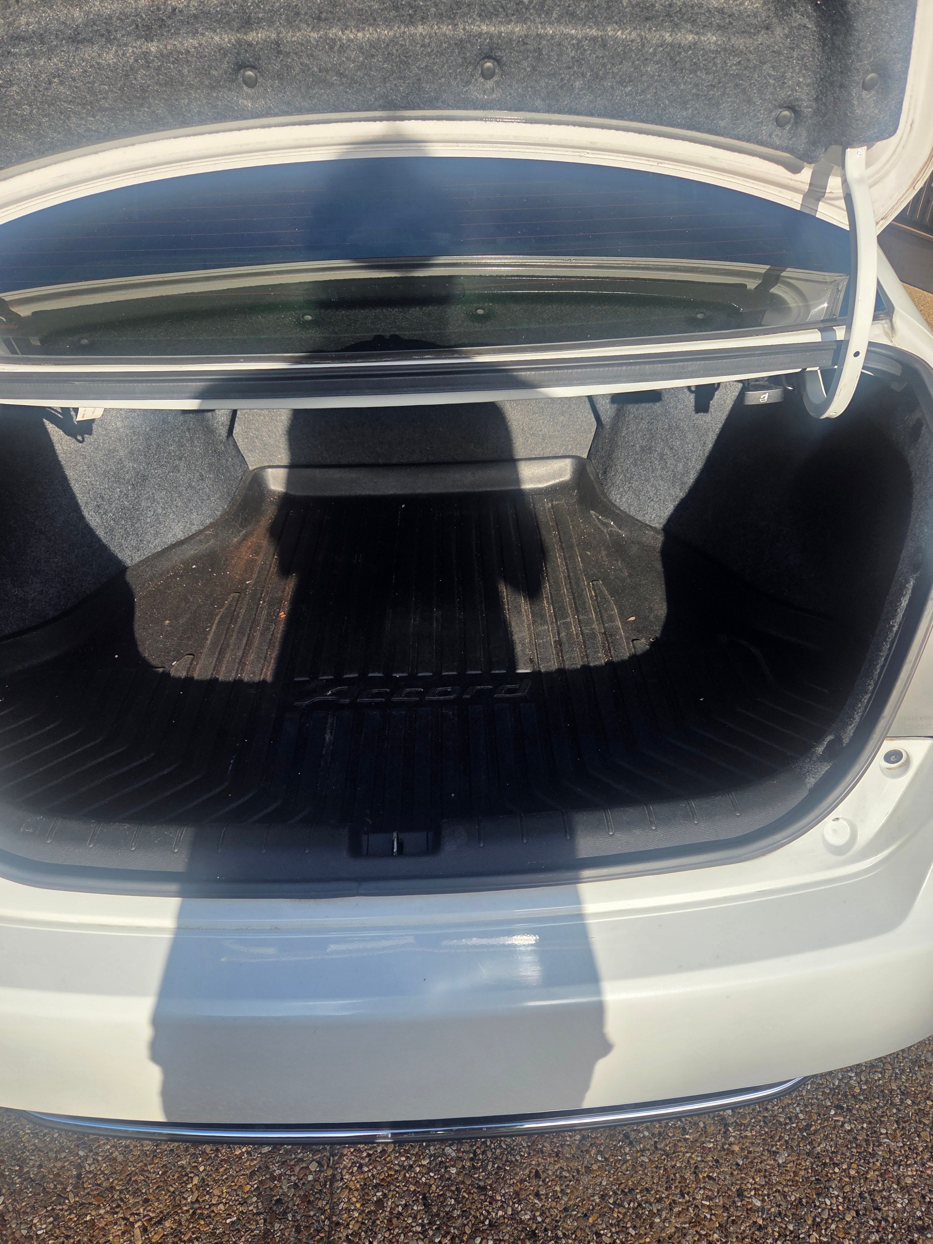 Used 2015 Honda Accord EX-L image 9