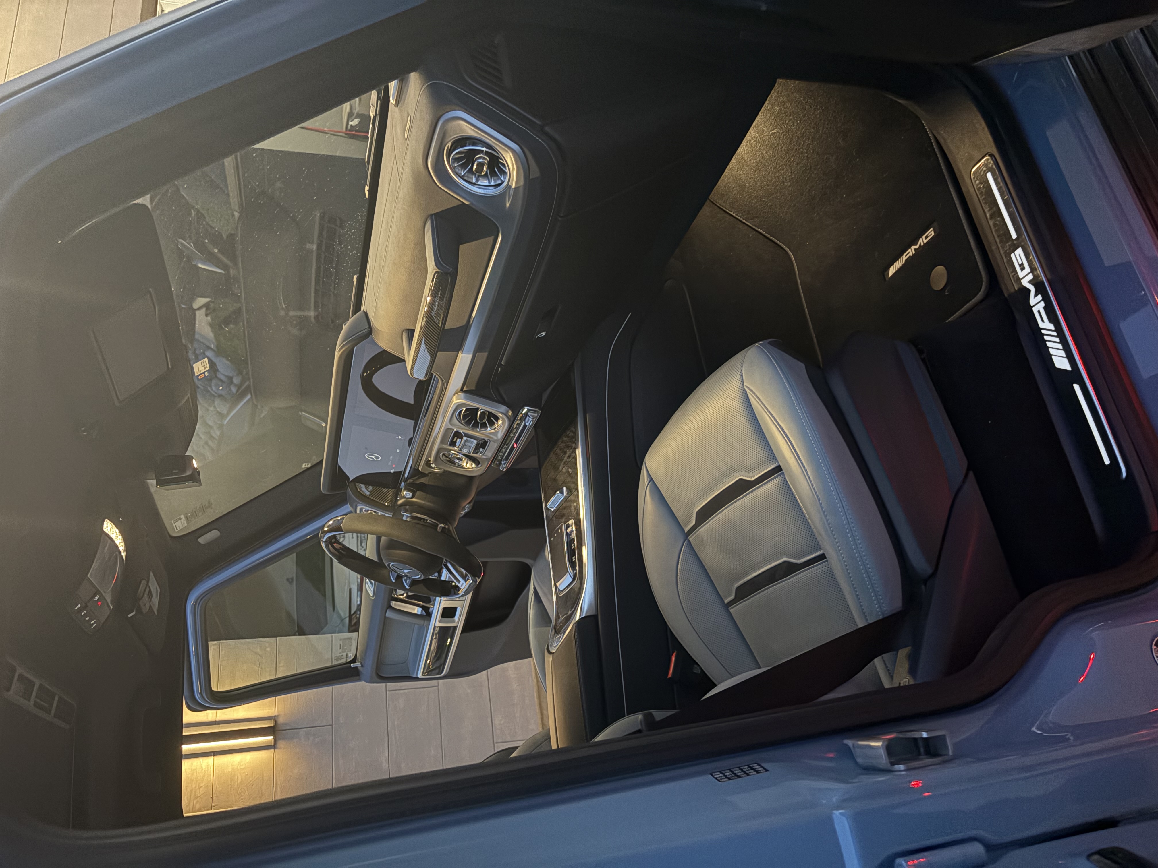 Used 2025 Mercedes-Benz G 63 AMG 4MATIC image 4