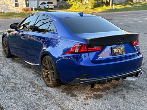 Used 2016 Lexus IS 300 AWD w/ F Sport Package image 4