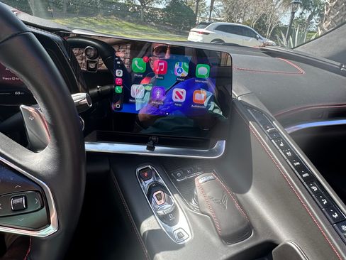 Used 2021 Chevrolet Corvette Stingray Premium Conv w/ Battery Protection Package image 11