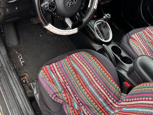 Used 2018 Kia Soul image 11