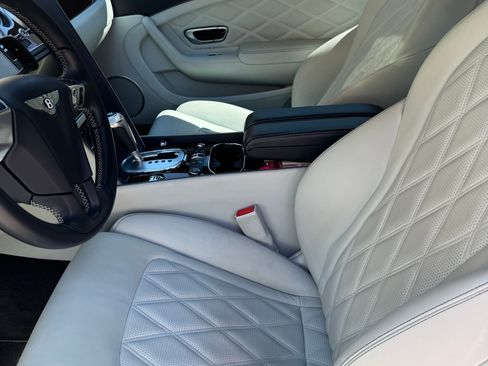 Used 2015 Bentley Continental GT image 21
