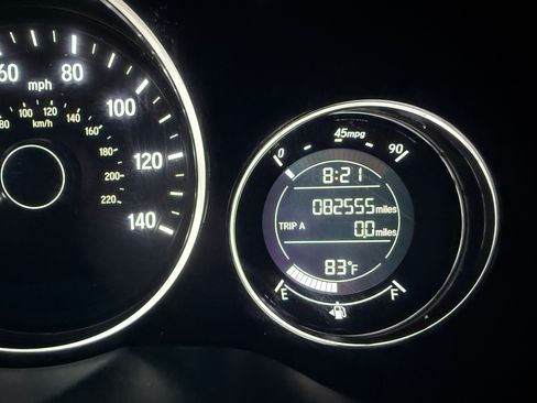 Used 2018 Honda HR-V EX image 10