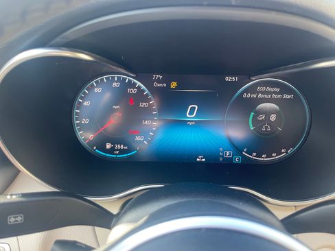 Used 2021 Mercedes-Benz C 300 Sedan image 29