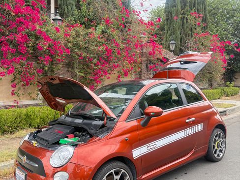Used 2012 FIAT 500 Sport w/ Safety & Convenience Pkg image 16