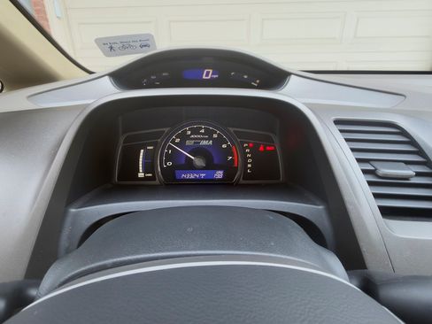 Used 2006 Honda Civic Hybrid Sedan 4D image 6