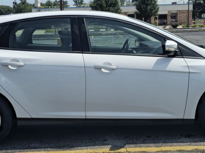 Used 2016 Ford Focus SE w/ SE Cold Weather Package