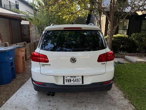 Used 2016 Volkswagen Tiguan SEL image 6