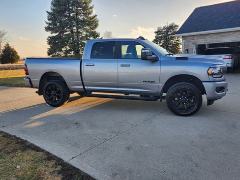 Used 2024 RAM 2500 Big Horn w/ Night Edition image 5