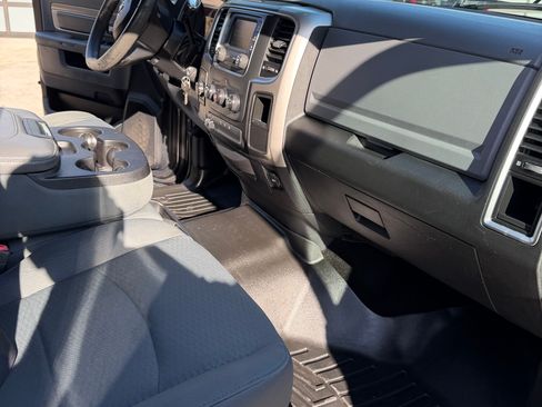 Used 2016 RAM 2500 SLT image 10