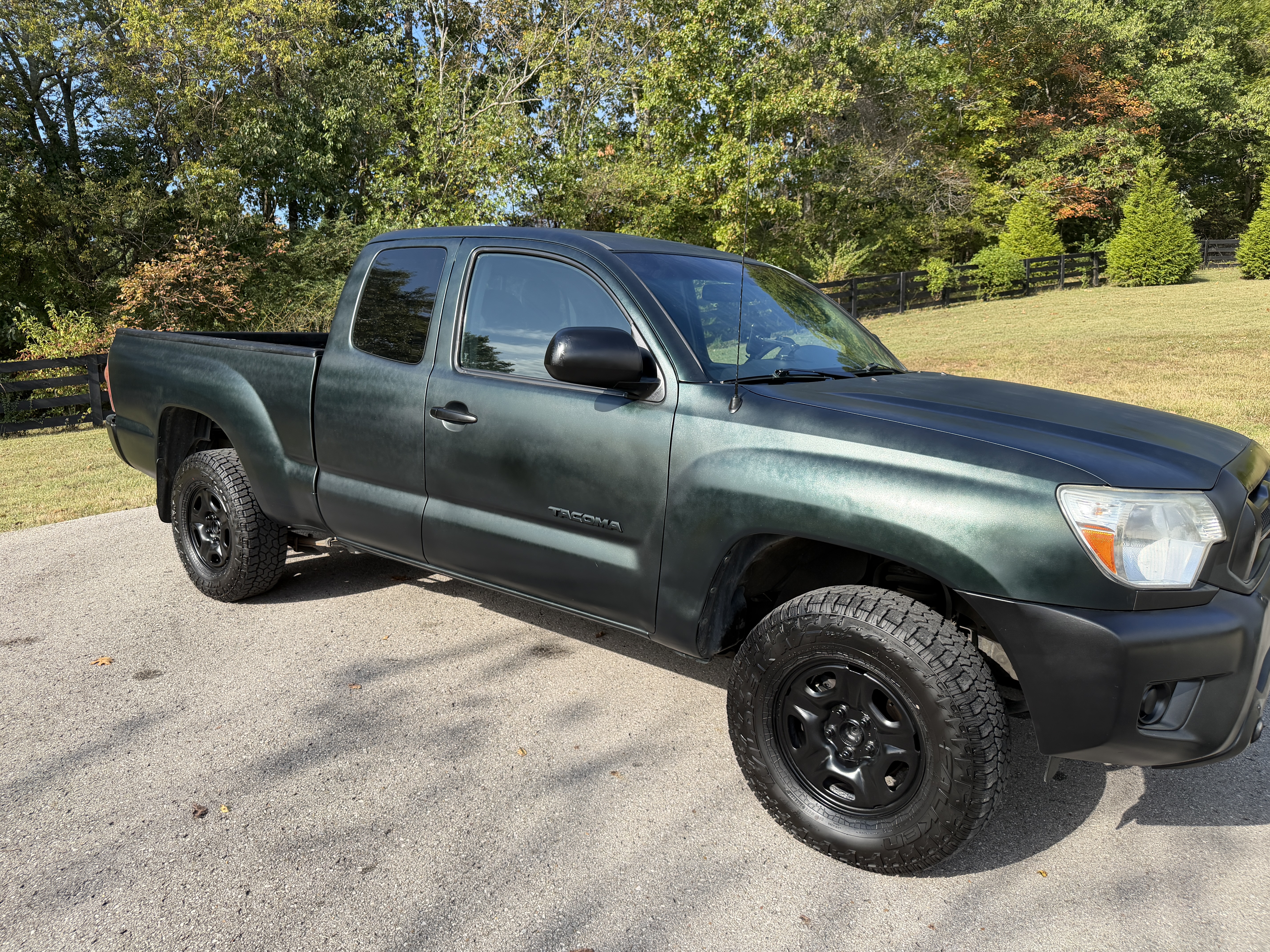 Used 2014 Toyota Tacoma 2WD Access Cab w/ SR5 Package image 16
