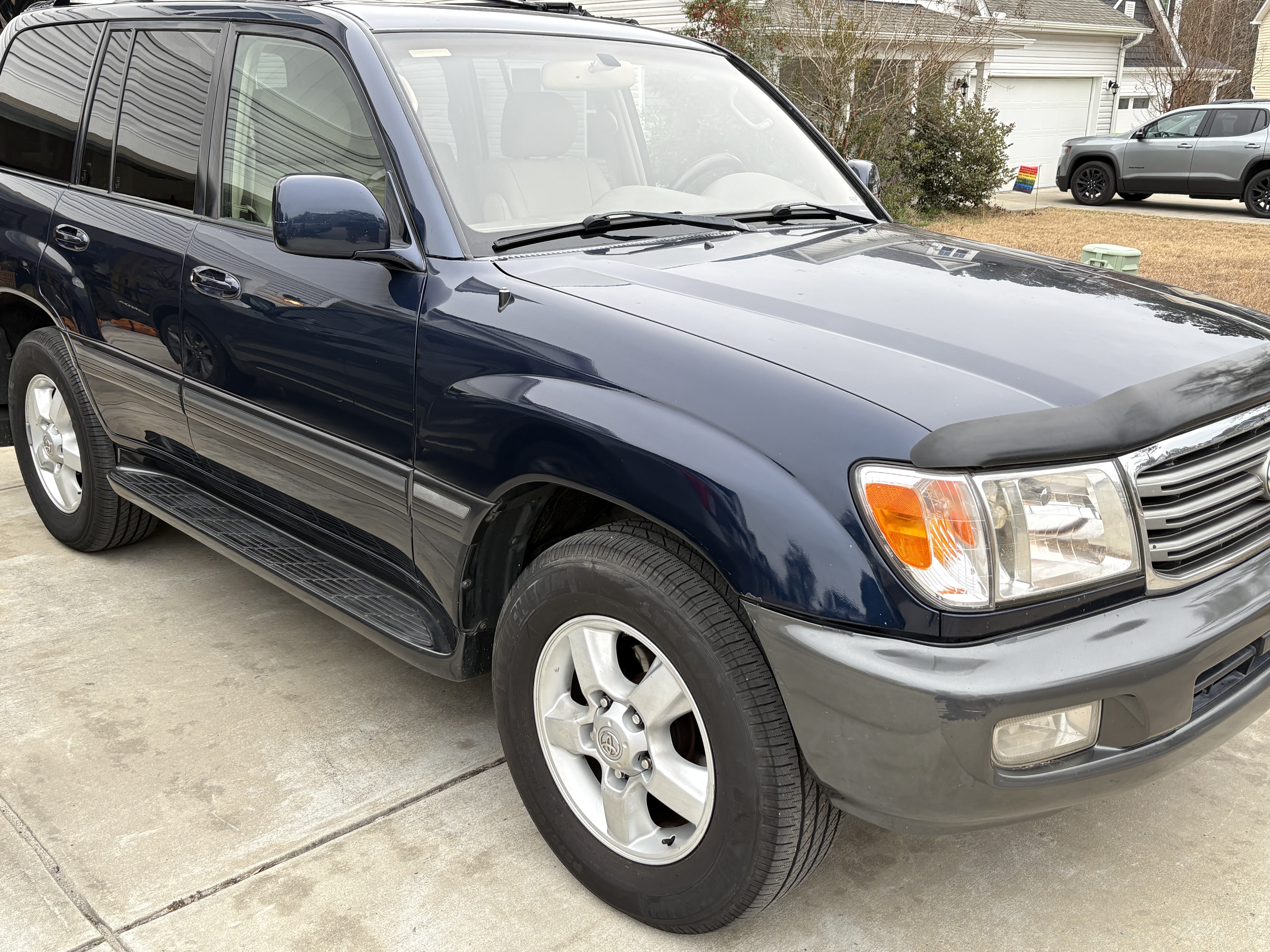 Used 2005 Toyota Land Cruiser w/ Convenience Pkg AWD/4WD image 5