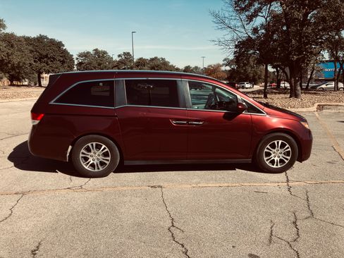 Used 2016 Honda Odyssey EX-L image 8