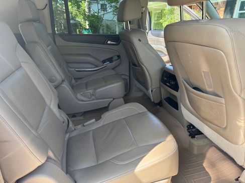 Used 2015 GMC Yukon XL SLT w/ Open Road Package AWD/4WD image 26