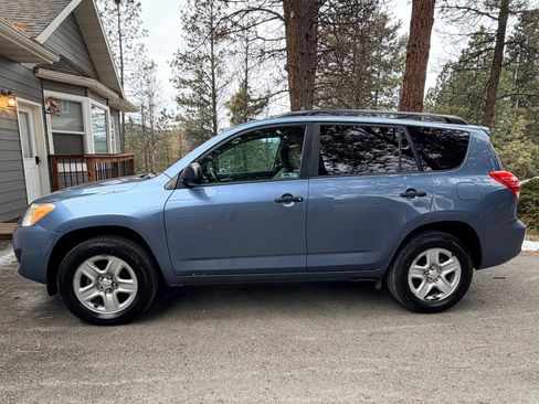 Used 2011 Toyota RAV4 4WD image 6