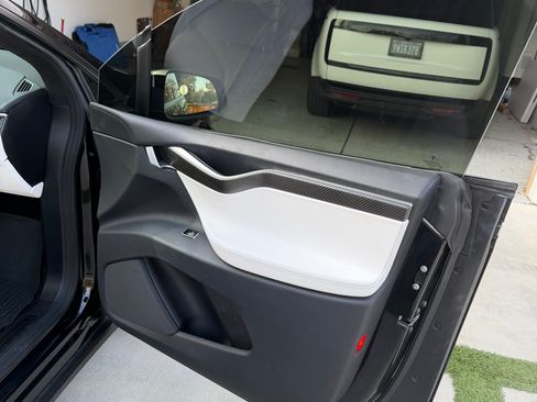 Used 2017 Tesla Model X P100D image 14