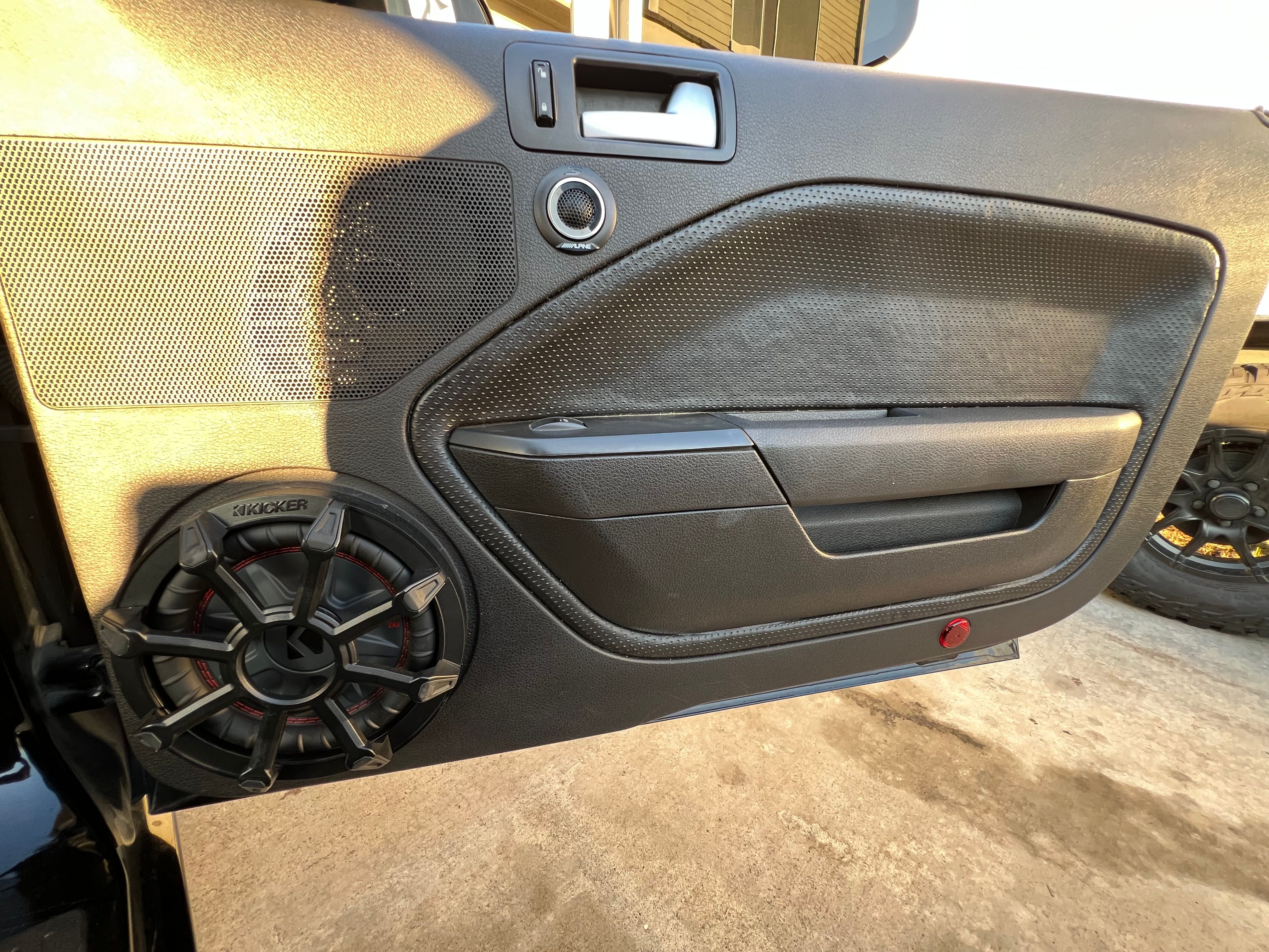 Used 2006 Ford Mustang GT Premium RWD image 17