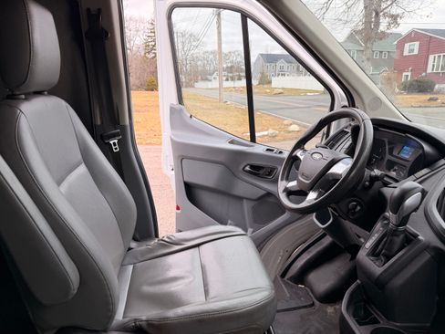 Used 2015 Ford Transit 250 148 Medium Roof image 5