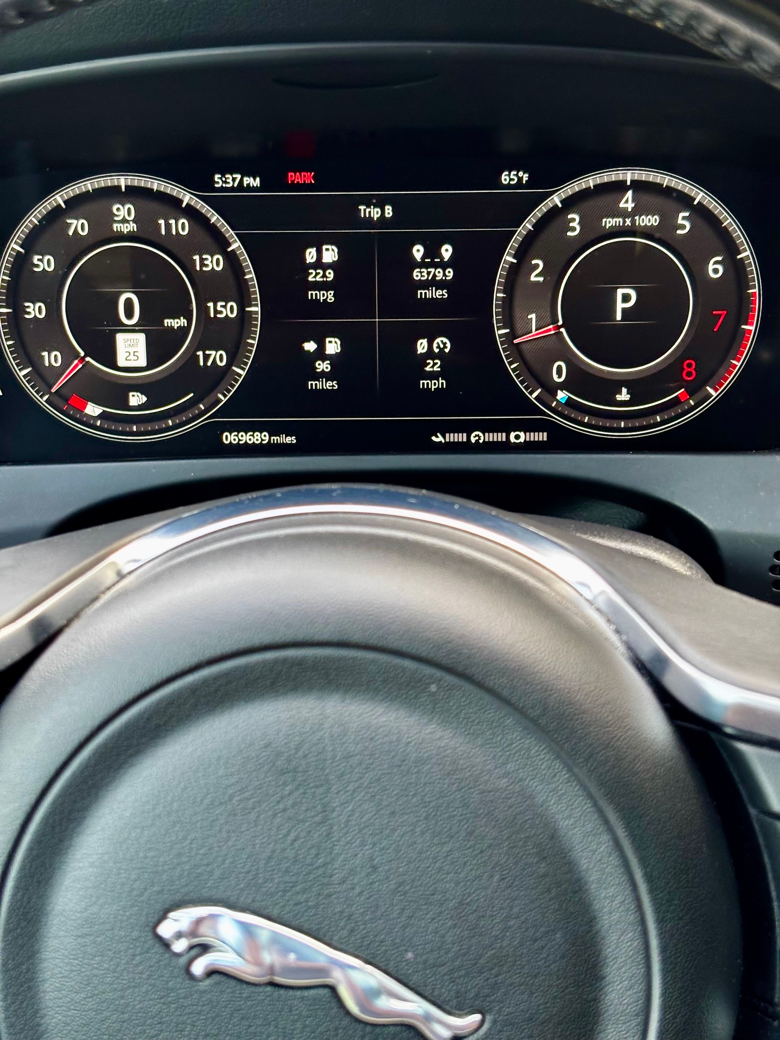 Used 2020 Jaguar F-PACE S AWD/4WD image 11
