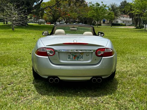 Used 2010 Jaguar XKR R RWD image 2