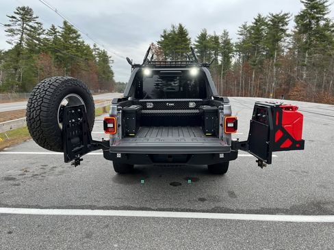 Used 2021 Jeep Gladiator Rubicon image 8