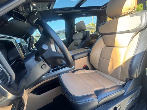 Used 2023 Ford F350 Lariat w/ Lariat Ultimate Package image 19