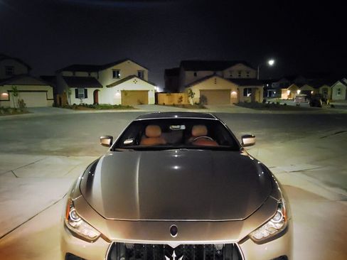 Used 2016 Maserati Ghibli S image 1