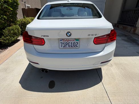 Used 2015 BMW 328i xDrive Sedan AWD/4WD image 2