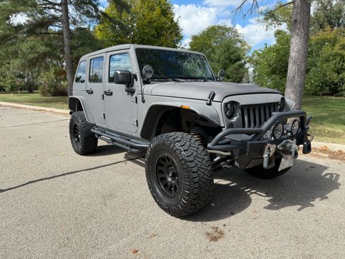 Used 2016 Jeep Wrangler Unlimited Sport w/ Quick Order Package 24S image 4