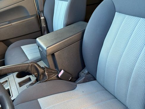 Used 2009 Jeep Liberty Sport w/ Popular Equipment Group image 8