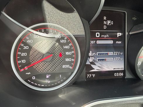 Used 2015 Mercedes-Benz C 63 AMG S image 18
